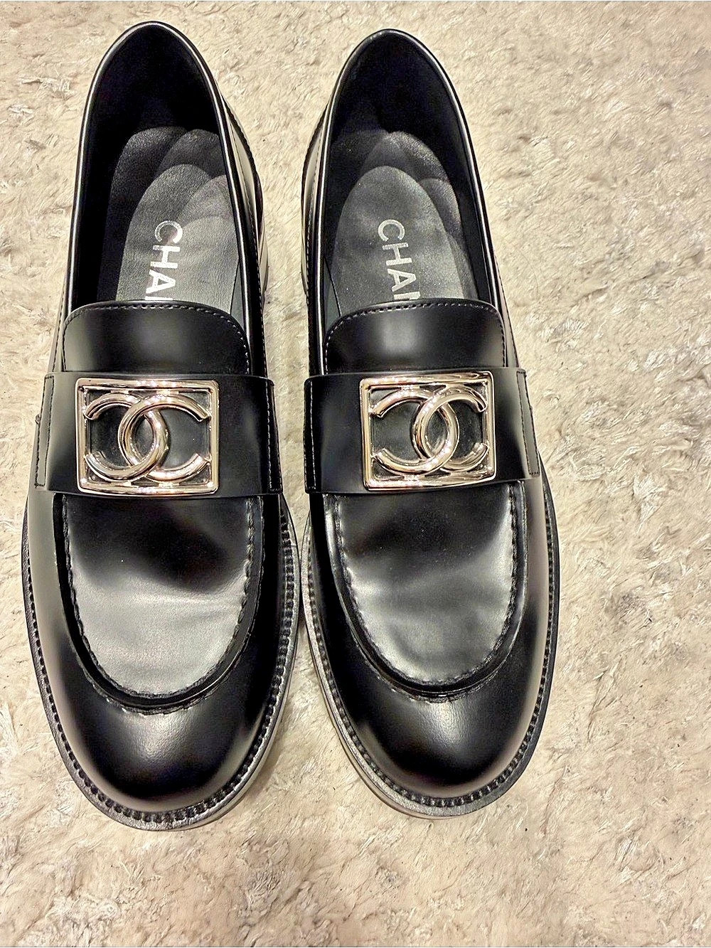 CHANEL CC-mark Loafers in Black Like New